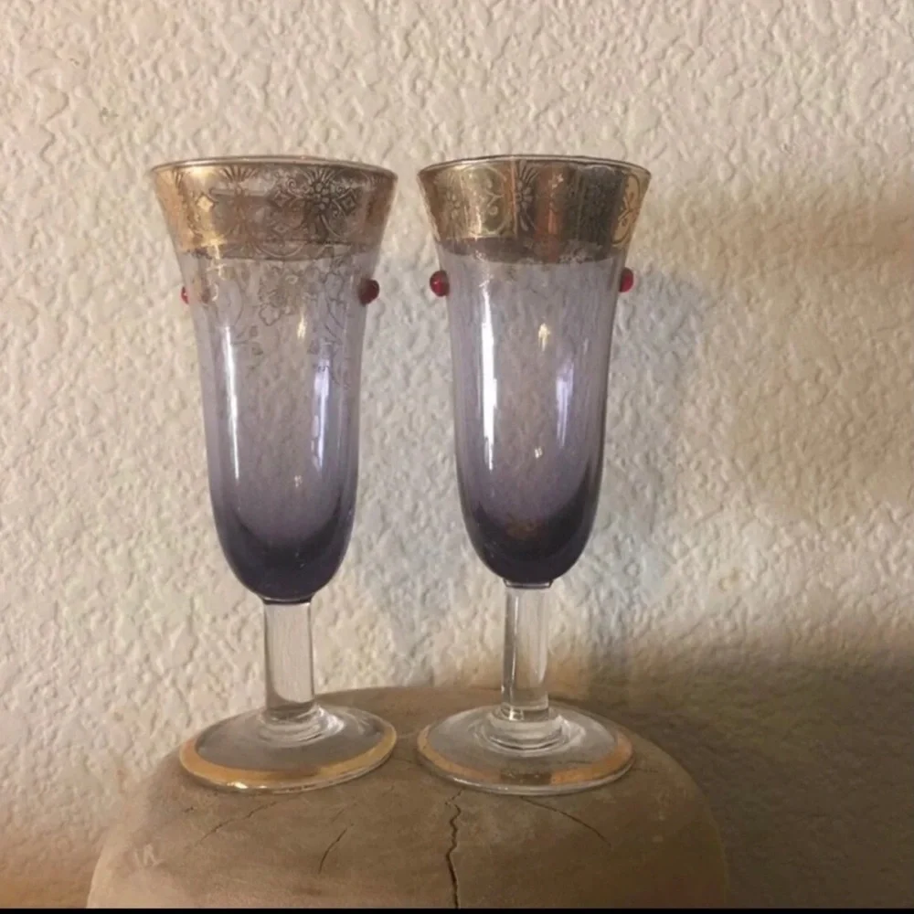 Antique 1920s Italian decanter and glass set